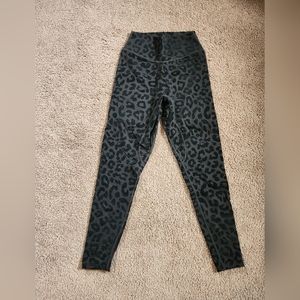 Balance Athletica/Vitality Lux Pant in Panther. Size Small